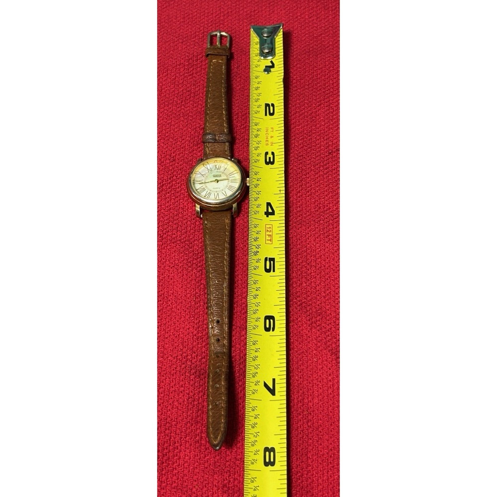 Guess Inc 1988 Womens Watch Gold Tone Hong Kong Made New Battery - Picture 8 of 16